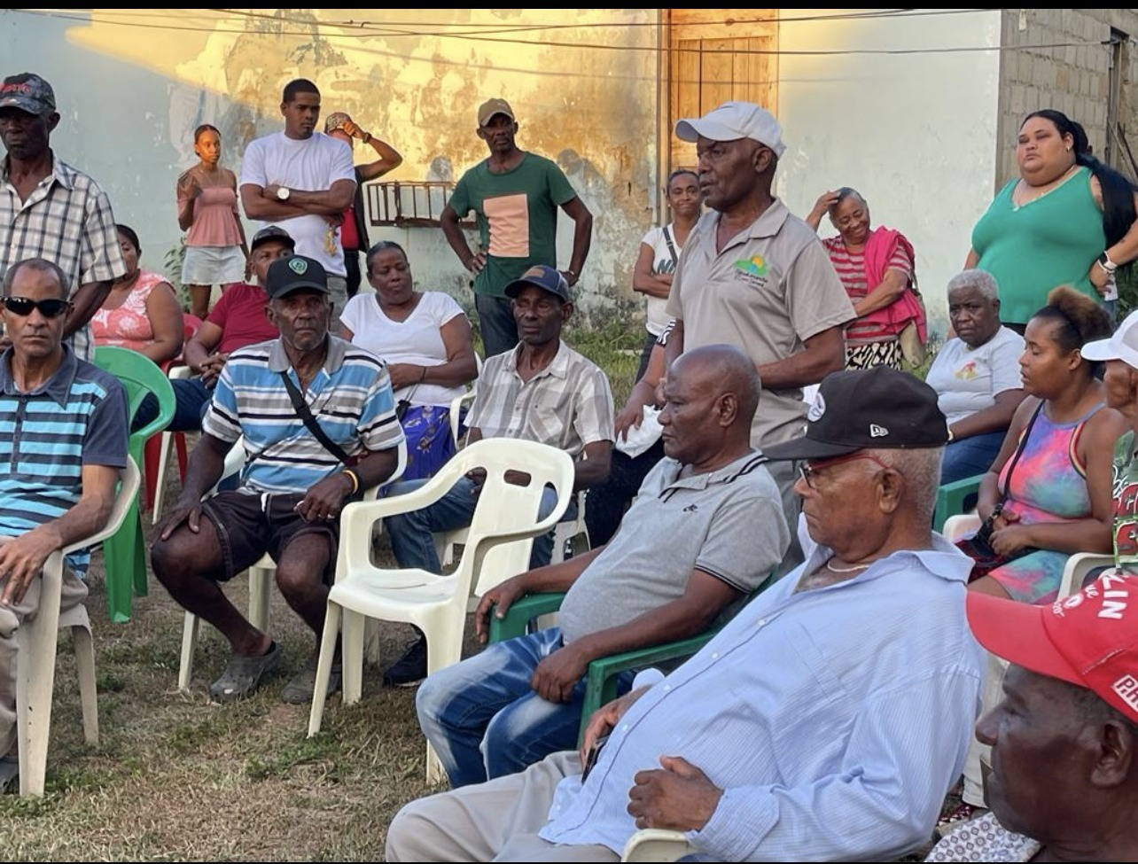 Comunitarios e inversionistas nacionales y extranjeros urgen intervención ante alegada invasión