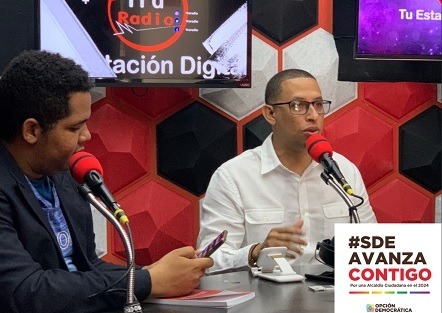 Heriberto Tejada, candidato a regidor por CIR. 2 de SDE, destaca su compromiso con la salud y el desarrollo.