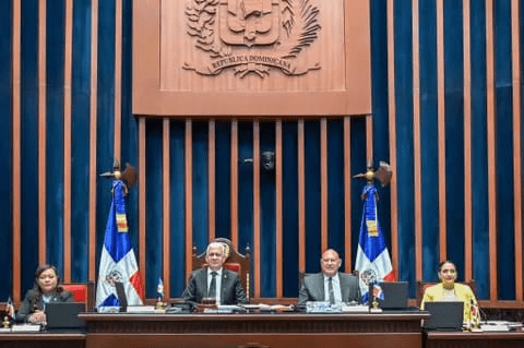 Senado declara de urgencia y aprueba modificaciones a Ley de Residuos Sólidos